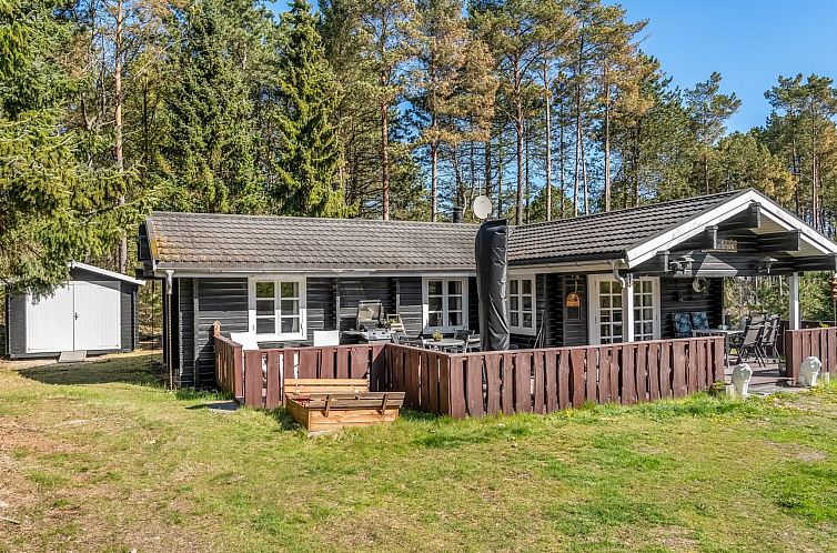 Vakantiehuis "Uuno" - 1.2km from the sea
