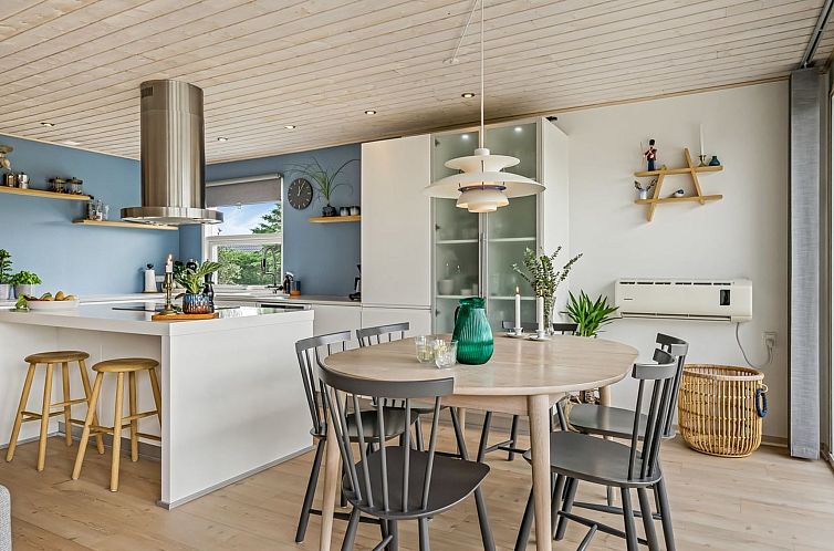 Vakantiehuis "Ingiald" - 600m from the sea