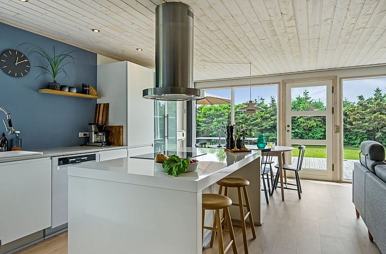 Vakantiehuis "Ingiald" - 600m from the sea