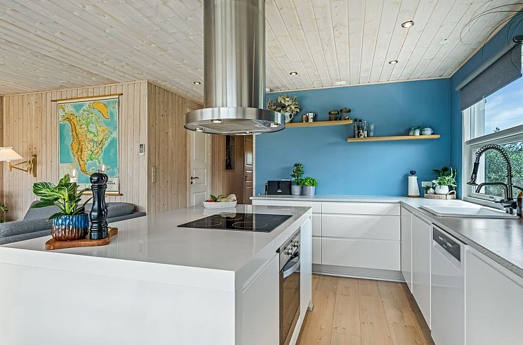 Vakantiehuis "Ingiald" - 600m from the sea