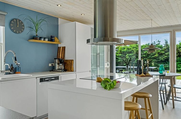 Vakantiehuis "Ingiald" - 600m from the sea