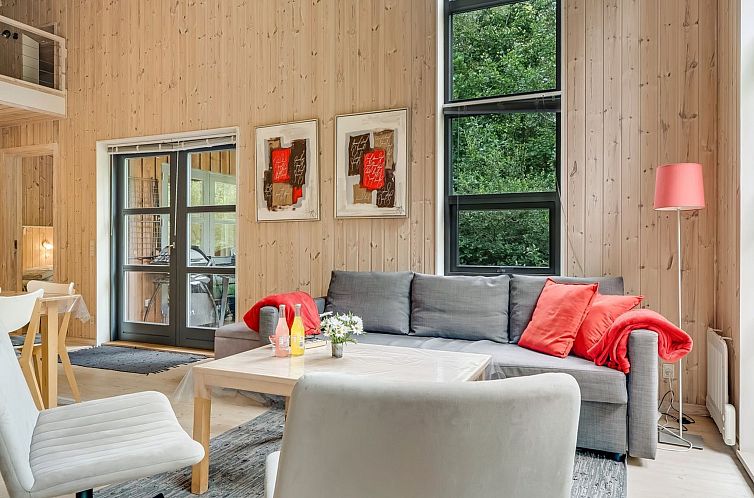 Vakantiehuis "Suna" -  from the sea