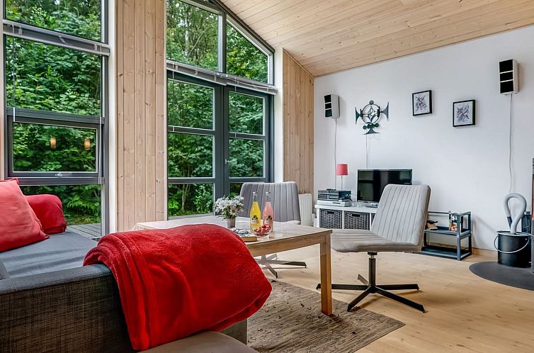 Vakantiehuis "Suna" -  from the sea