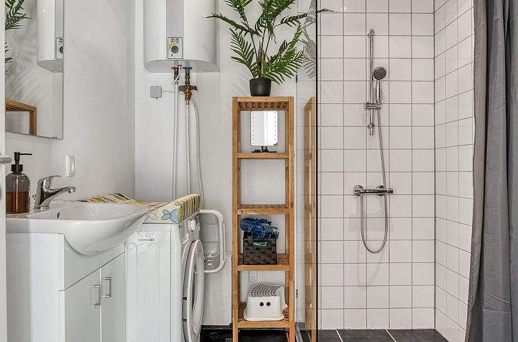 Vakantiehuis "Swarthofthi" - 340m to the fjord