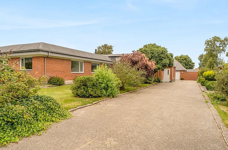 Vakantiehuis "Elaine" - 350m from the sea