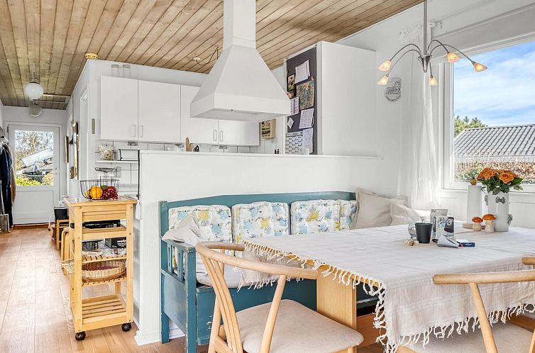 Vakantiehuis "Bara" -  from the sea