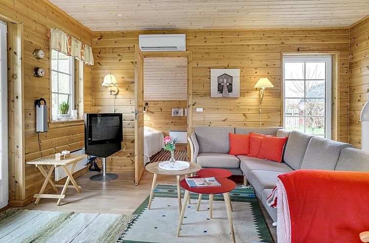 Vakantiehuis "Fidelia" - 400m from the sea