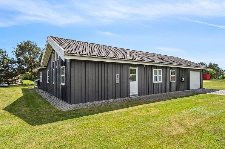 Vakantiehuis "Ljupco" - 500m to the fjord