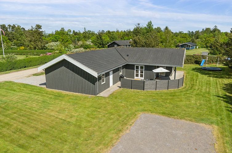 Vakantiehuis "Ljupco" - 500m to the fjord