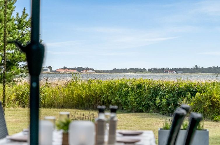 Vakantiehuis "Tayana" - 75m to the fjord