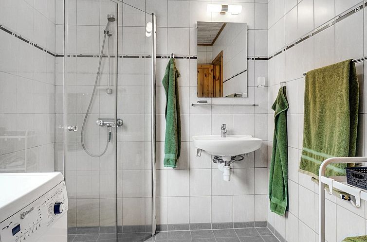 Vakantiehuis "Goti" - 1km to the fjord