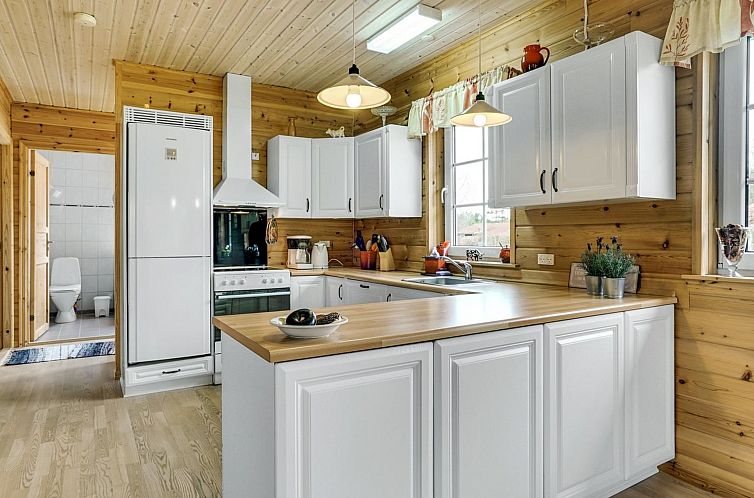 Vakantiehuis "Goti" - 1km to the fjord