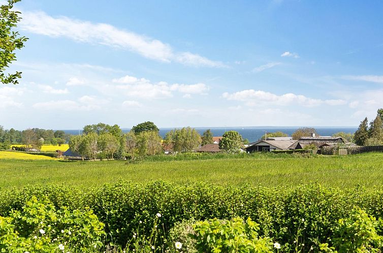 Vakantiehuis "Alma" - 400m from the sea