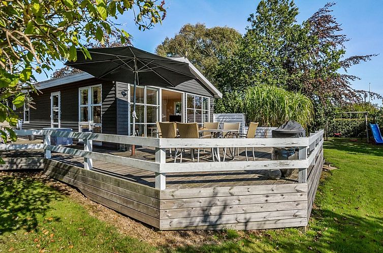 Vakantiehuis "Leandra" - 600m from the sea