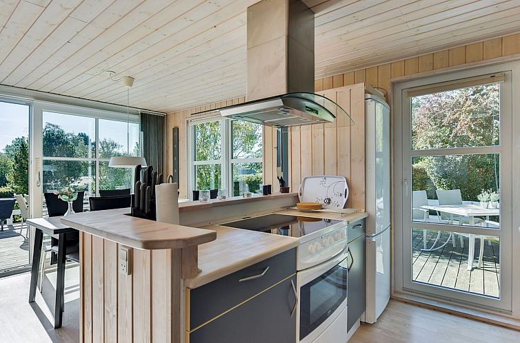 Vakantiehuis "Leandra" - 600m from the sea