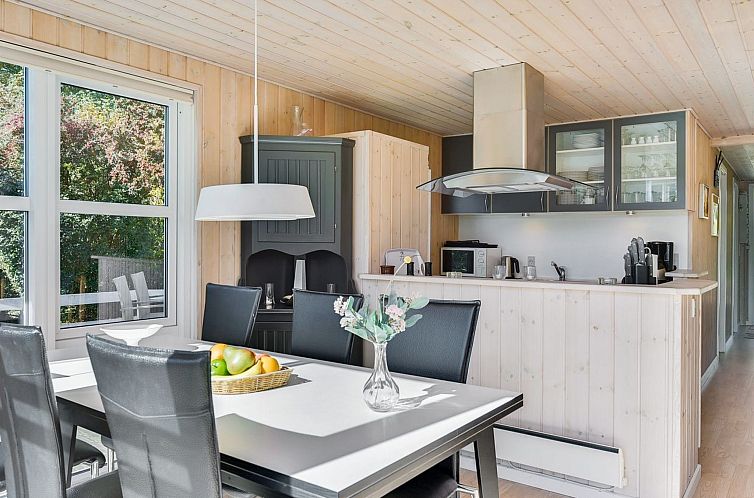 Vakantiehuis "Leandra" - 600m from the sea