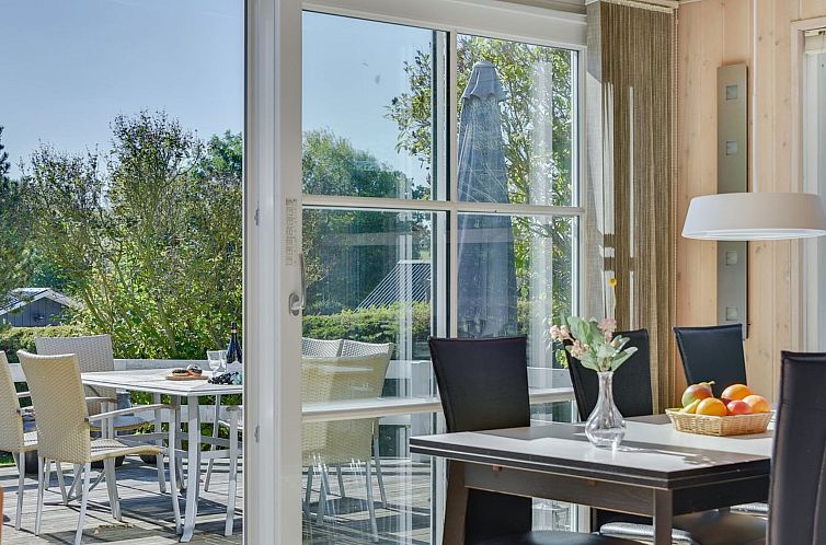 Vakantiehuis "Leandra" - 600m from the sea