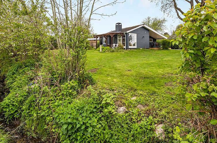 Vakantiehuis "Venla" - 150m from the sea