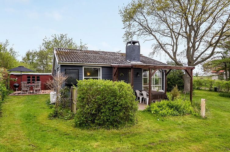 Vakantiehuis "Venla" - 150m from the sea