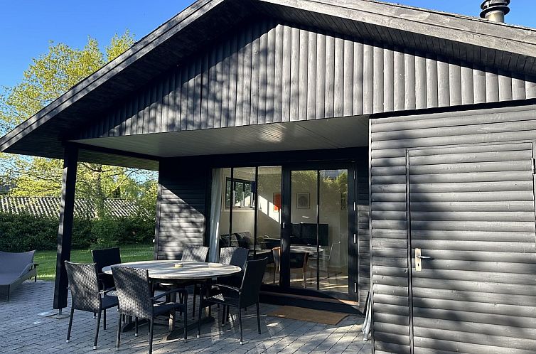 Vakantiehuis "Ady" - 150m from the sea