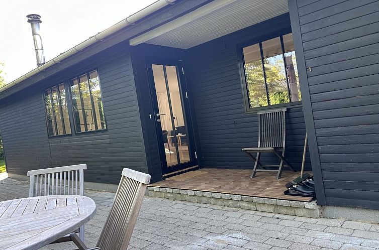 Vakantiehuis "Ady" - 150m from the sea