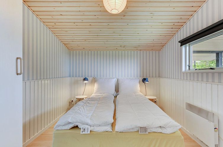 Vakantiehuis "Venla" - 150m from the sea