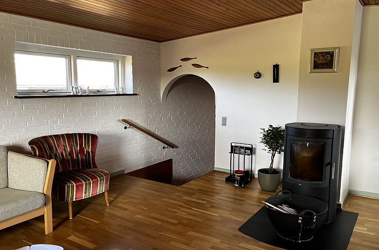 Vakantiehuis "Edithe" - 250m from the sea