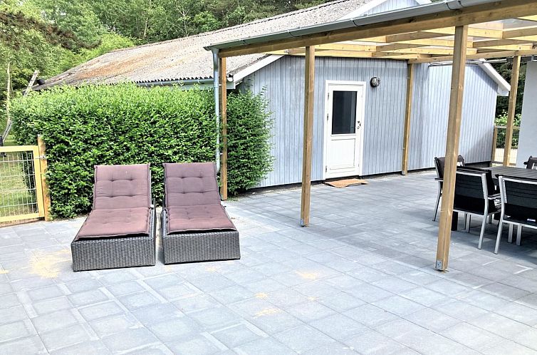 Vakantiehuis "Thrugels" - 200m from the sea