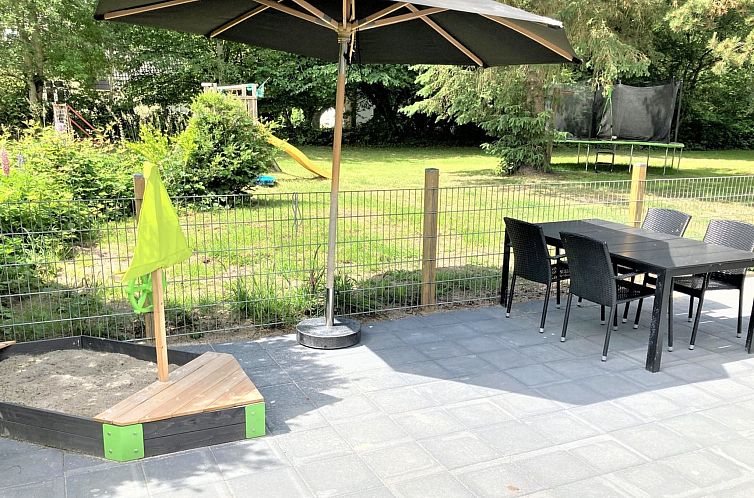 Vakantiehuis "Thrugels" - 200m from the sea