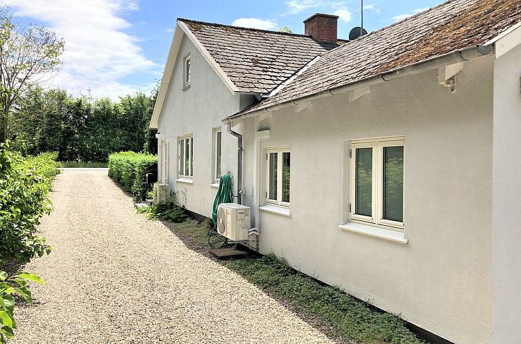 Vakantiehuis "Thrugels" - 200m from the sea