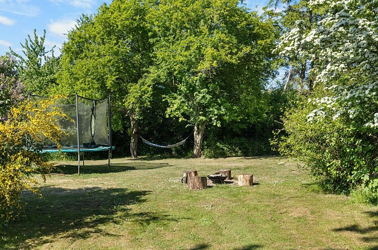 Vakantiehuis "Sunna" - 1km from the sea