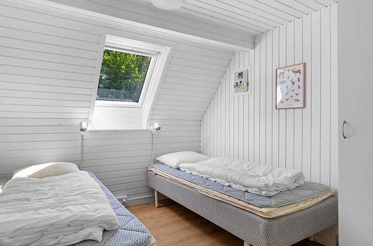 Vakantiehuis "Sunna" - 1km from the sea