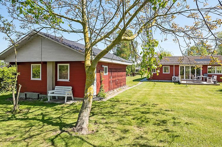 Vakantiehuis "Momo" - 570m from the sea