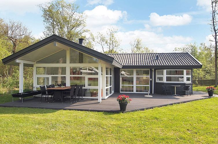 Vakantiehuis "Riaan" - 200m from the sea