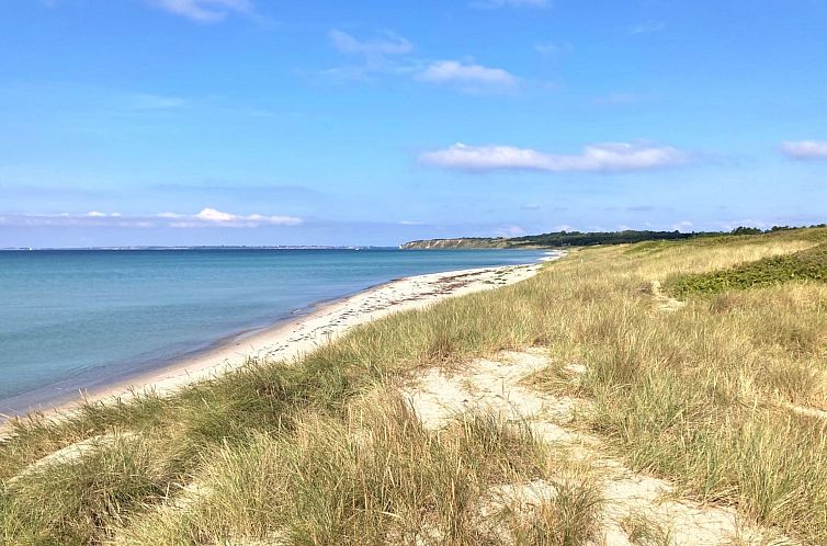 Vakantiehuis "Jorinde" - 1km from the sea