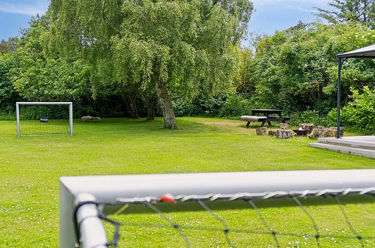 Vakantiehuis "Jorinde" - 1km from the sea