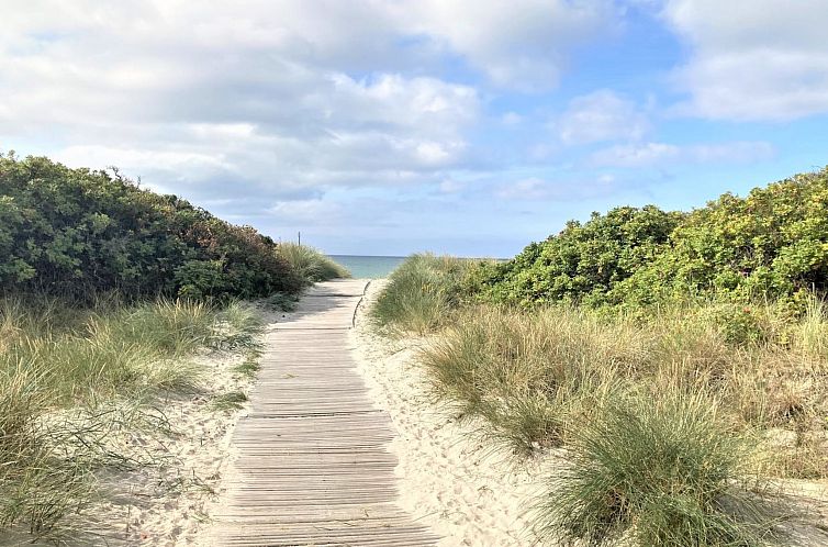 Vakantiehuis "Kustaa" - 1km from the sea