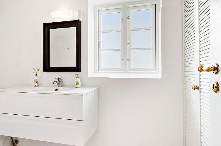 Vakantiehuis "Kustaa" - 1km from the sea