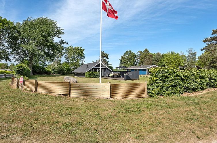 Vakantiehuis "Herbert" - 1km from the sea