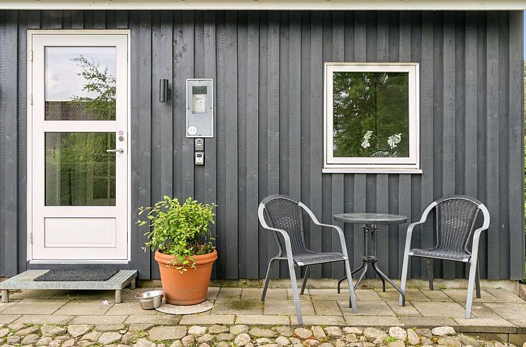 Vakantiehuis "Sunna" - 1km from the sea