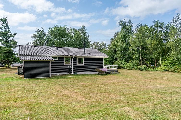 Vakantiehuis "Giertrud" - 500m from the sea