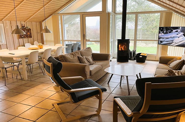 Vakantiehuis "Gudrid" - 550m from the sea