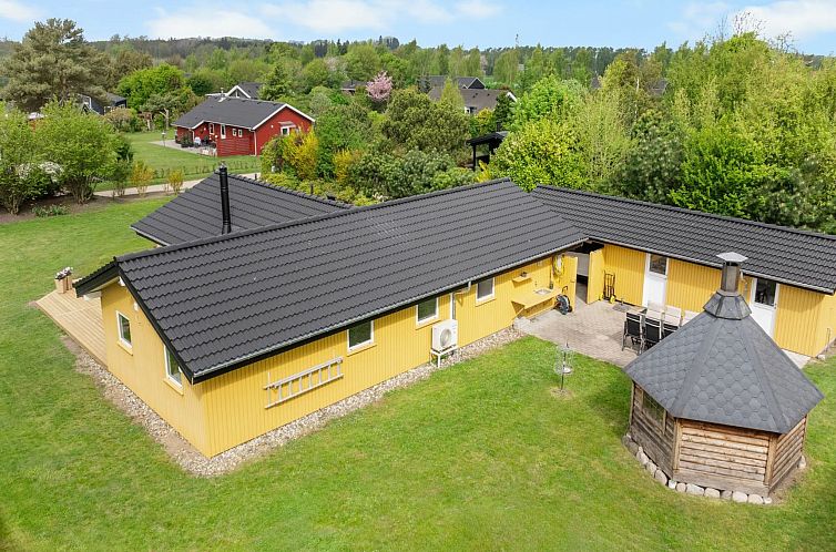 Vakantiehuis "Frederikke" - 875m from the sea