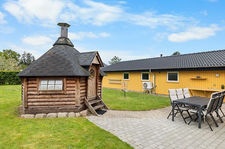 Vakantiehuis "Frederikke" - 875m from the sea