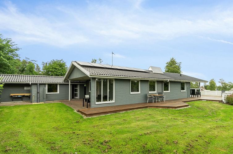 Vakantiehuis "Blomma" - 300m from the sea