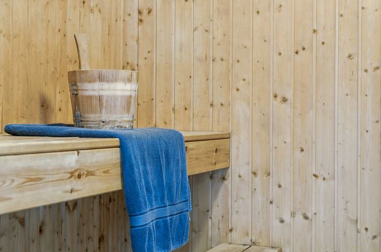 Vakantiehuis "Blomma" - 300m from the sea