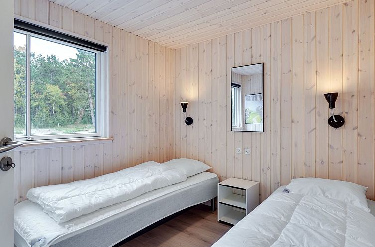 Vakantiehuis "Blomma" - 300m from the sea