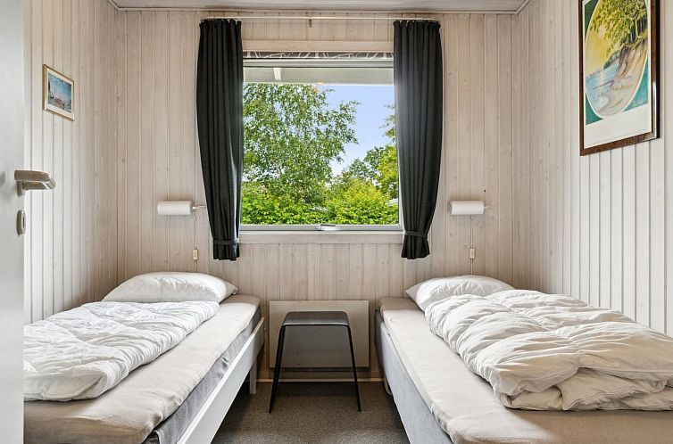 Vakantiehuis "Blomma" - 300m from the sea