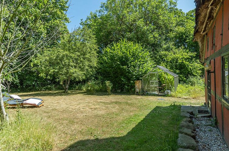 Vakantiehuis "Epiphania" - 700m from the sea
