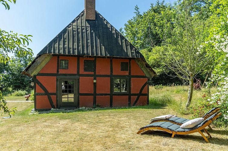 Vakantiehuis "Epiphania" - 700m from the sea